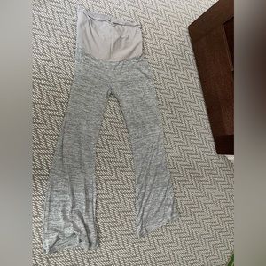 Maternity lounge pants